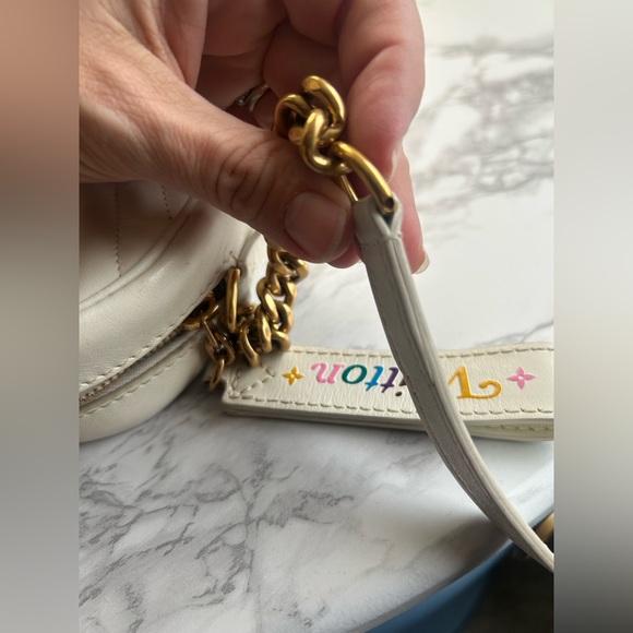 Louis Vuitton New Wave Camera Bag white - Picture 4 of 16